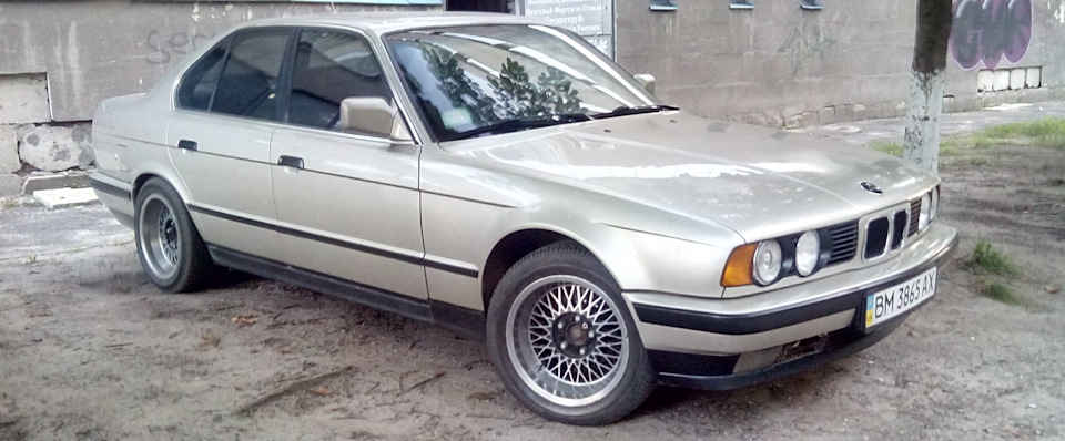 Фото в бортжурнале BMW 5 series (E34)
