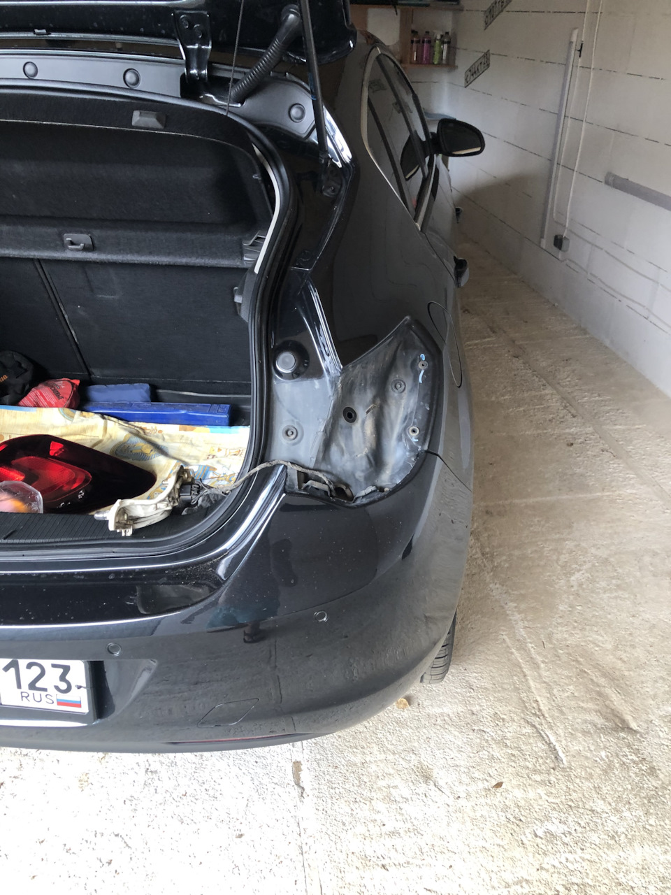 Очень легко разбирается. — Opel Astra J