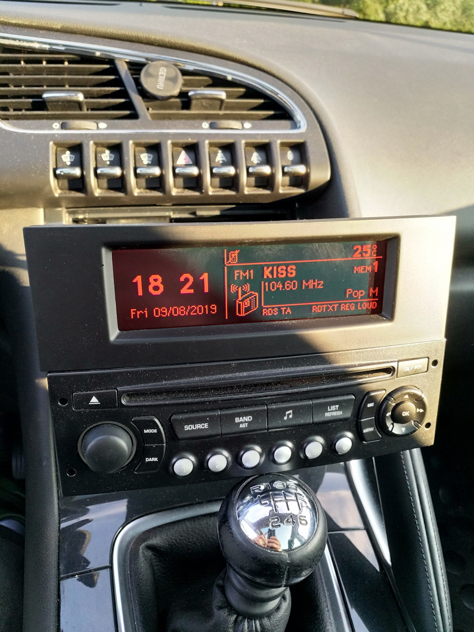 Фото в бортжурнале Peugeot 3008 (1G)