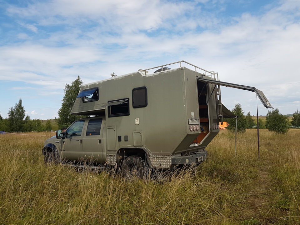 Фото в бортжурнале Toyota Land Cruiser 200