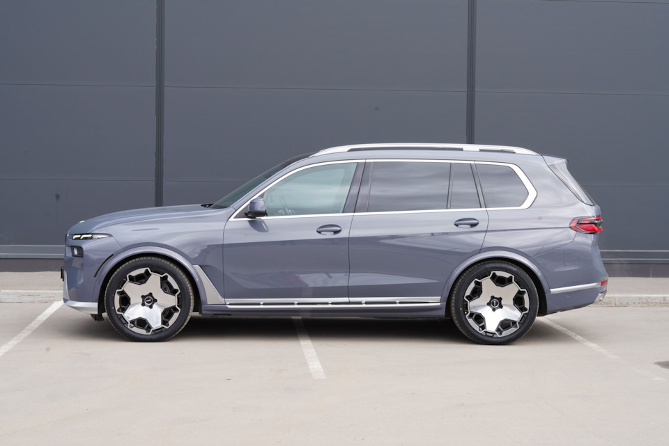 Photo from the logbook BMW X7 (G07)