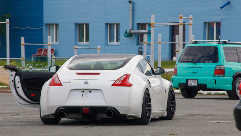 Nissan 370Z Zzzzzz
