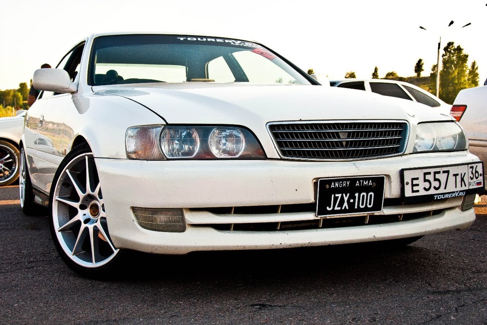 Фото в бортжурнале Toyota Chaser (100)