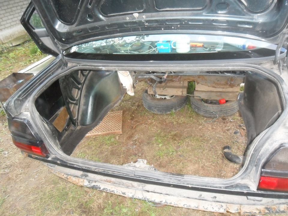 Объемный багажник) — Renault 19