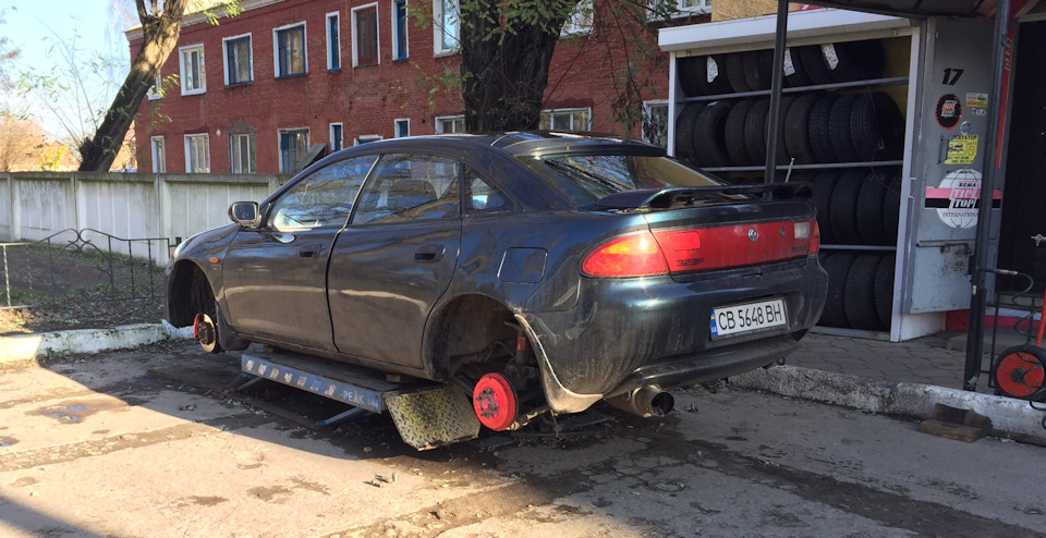 Фото в бортжурнале Mazda 323 V