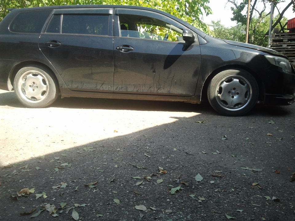 После. — Toyota Corolla Fielder (E130)