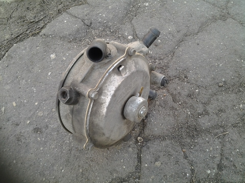 Фото в бортжурнале Audi 100 (C3)