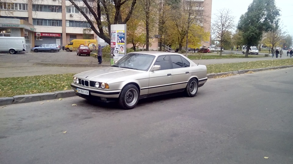 Фото в бортжурнале BMW 5 series (E34)