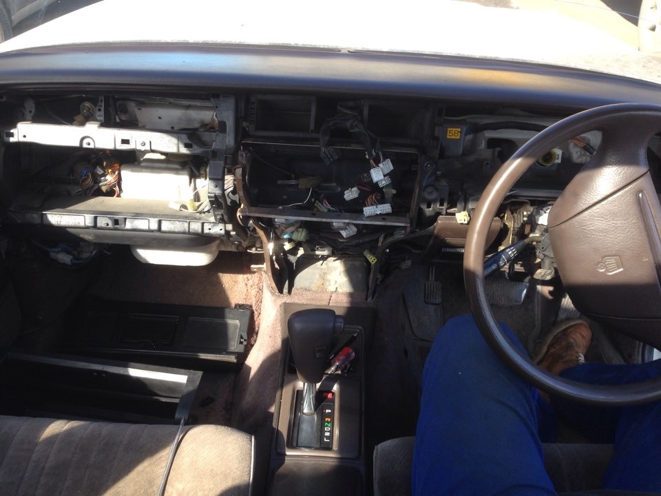 Фото в бортжурнале Toyota Crown (S130)