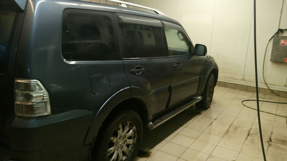 Фото в бортжурнале Mitsubishi Pajero (4G)