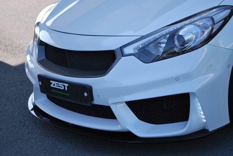 White) — KIA Cerato (3G)