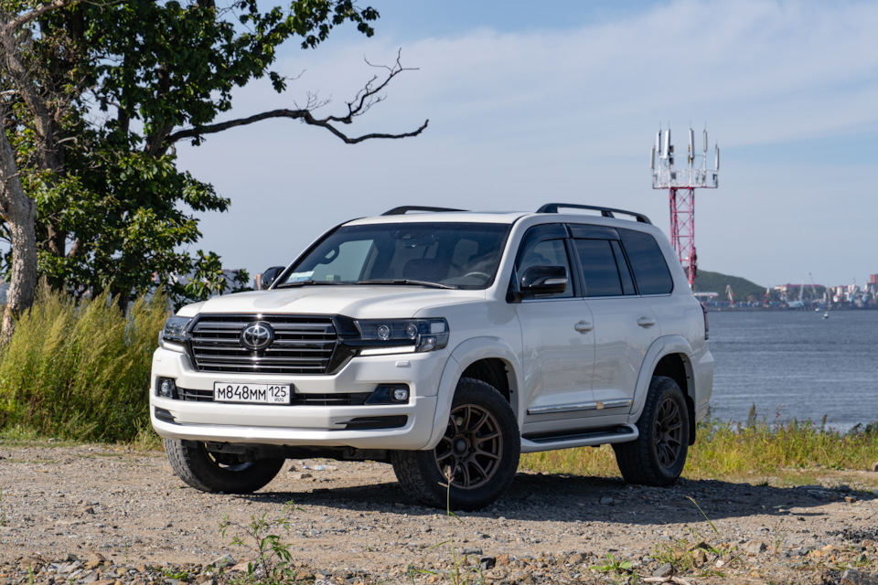 Фото в бортжурнале Toyota Land Cruiser 200
