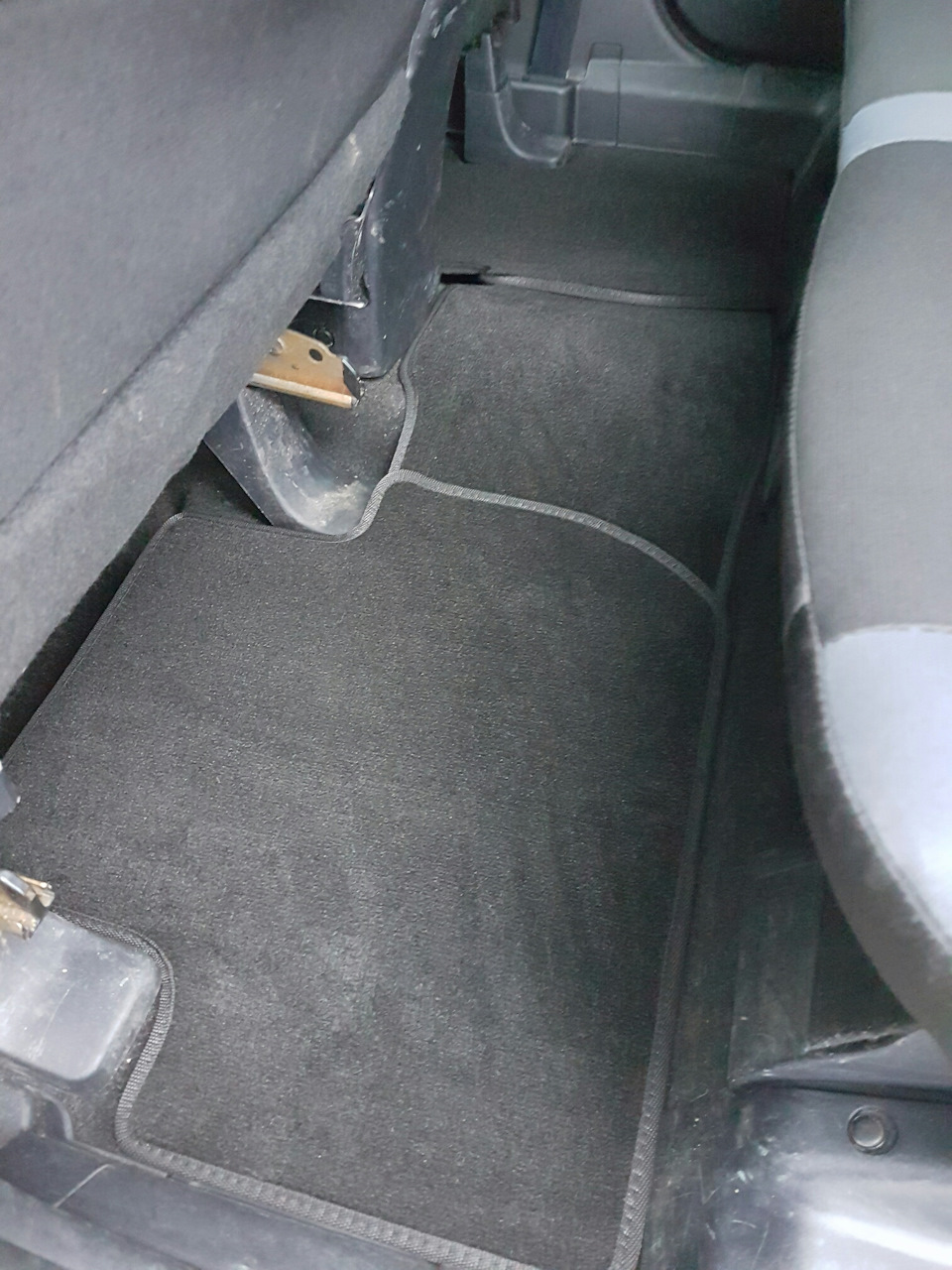 Фото в бортжурнале Mitsubishi Outlander XL