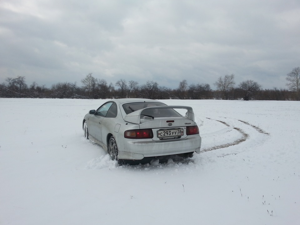 Фото в бортжурнале Toyota Celica (200)