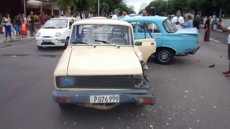Фото в бортжурнале Москвич 2140 SL