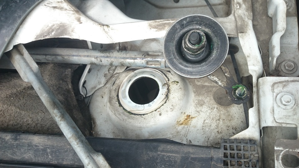 Фото в бортжурнале Citroen C4 (2G)