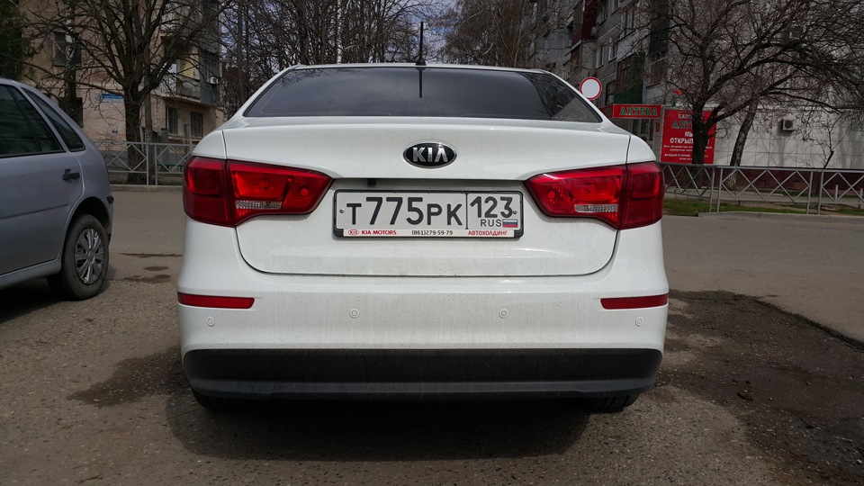 Фото 1 — KIA Rio (3G)