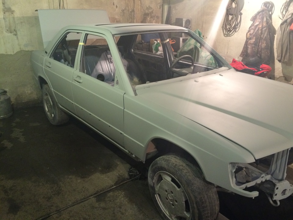Фото в бортжурнале Mercedes-Benz 190 (W201)