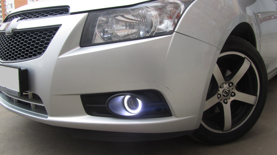 Ангельские глазки — Chevrolet Cruze (1G)