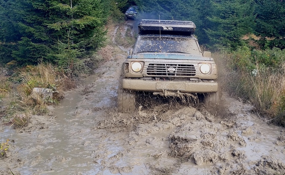 Фото в бортжурнале Nissan Patrol GR I (Y60)