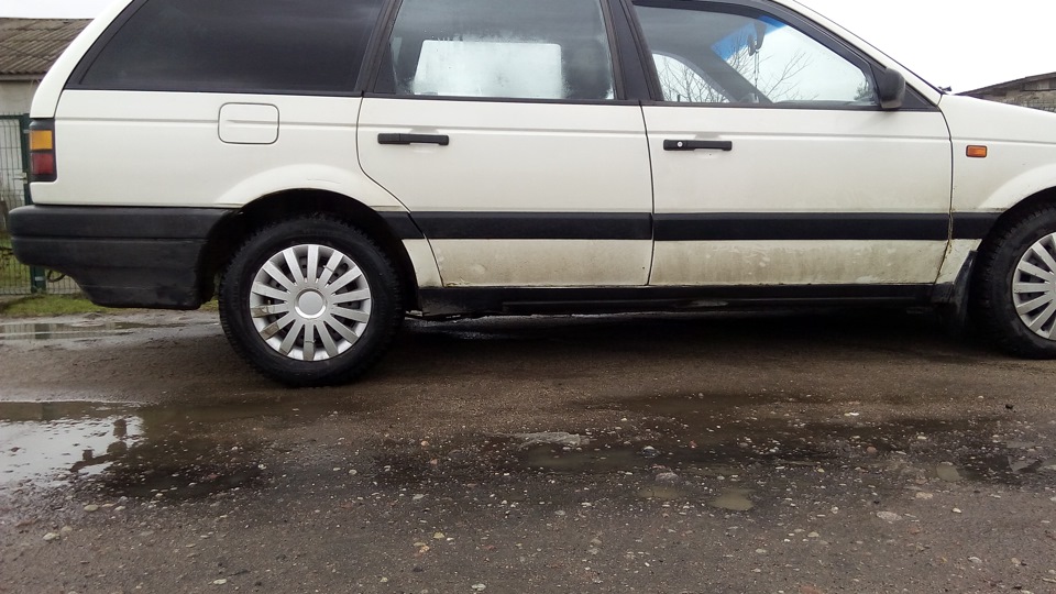 уже с вставками — Volkswagen Passat B3