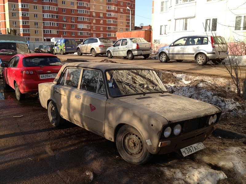 До сих пор радует, госномер — Lada 21063