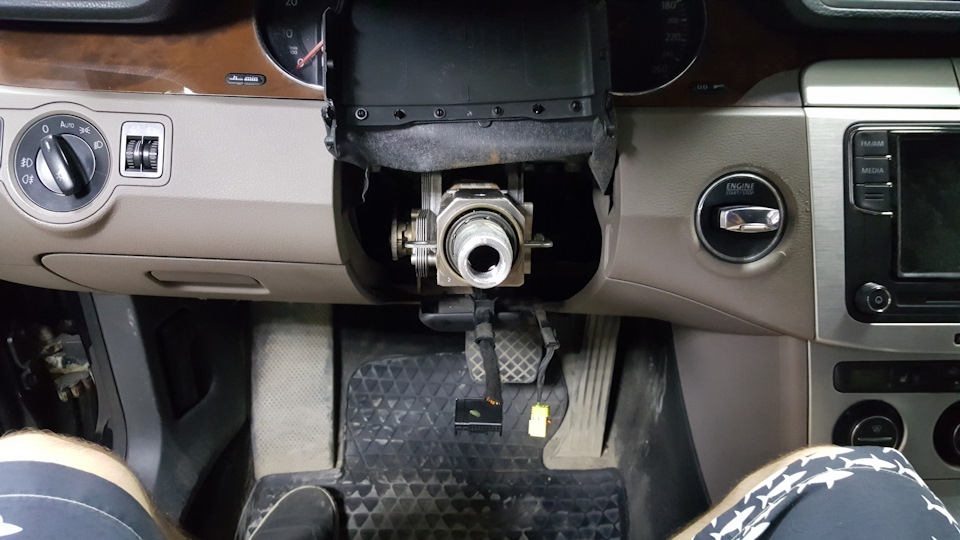 Фото в бортжурнале Volkswagen Passat Variant (B6)