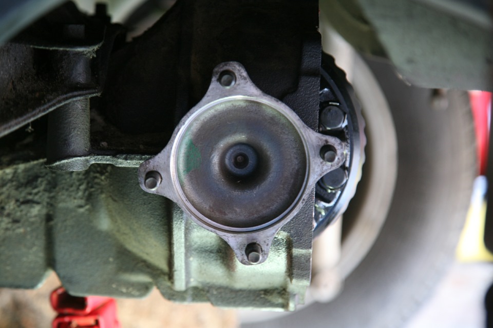 Фото в бортжурнале Toyota Crown (S130)