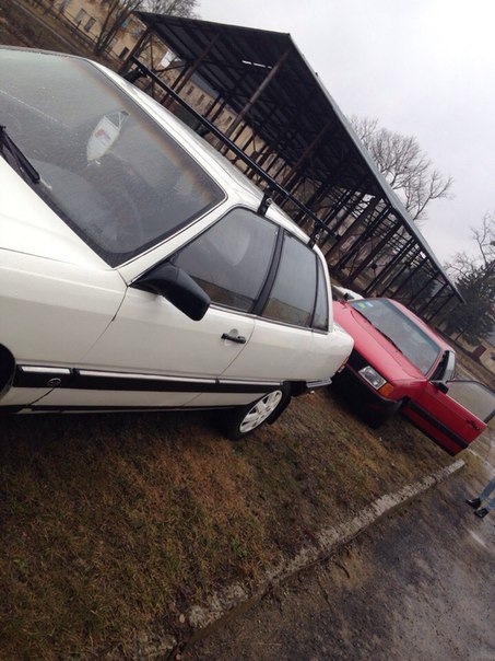 Фото в бортжурнале Audi 100 (C3)