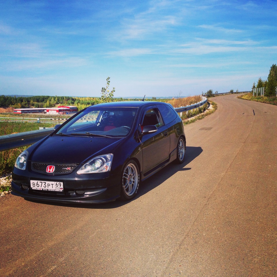 Фото в бортжурнале Honda Civic Type R (2G)