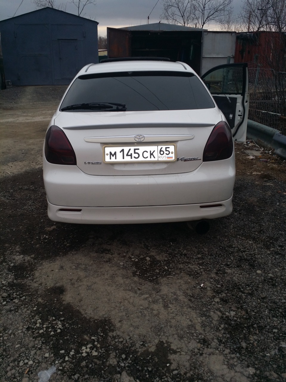 Фото в бортжурнале Toyota Verossa. Запчасти на фото: Барнаул М-145