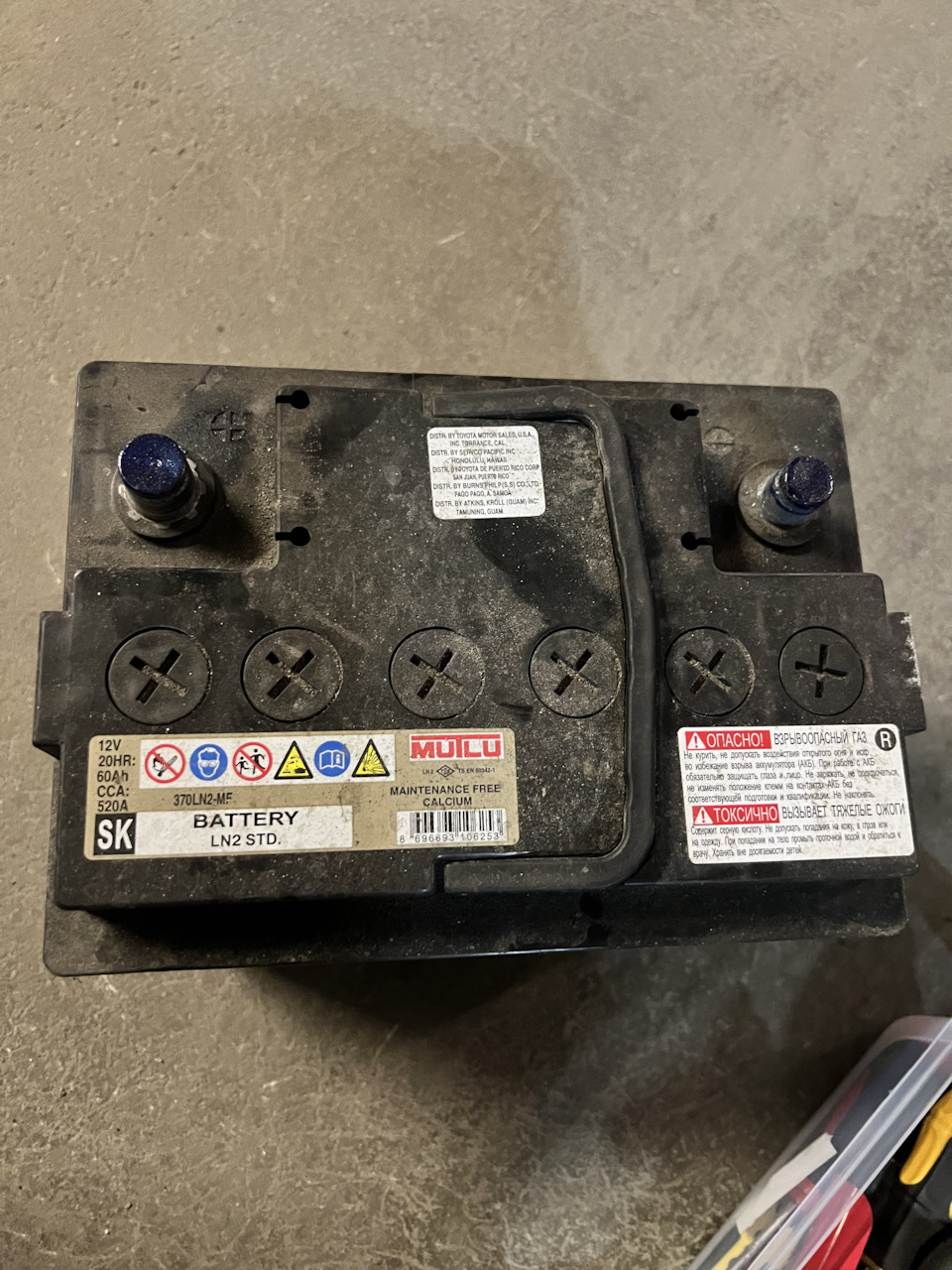 Фото в бортжурнале Toyota RAV4 (5G)