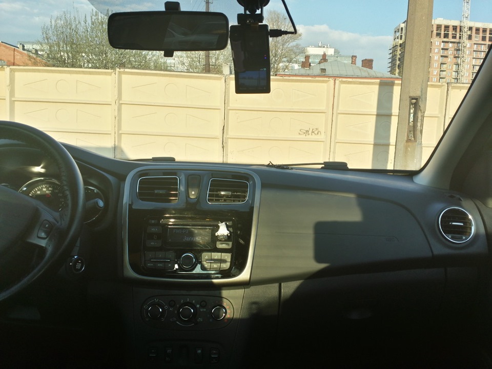 Photo from the logbook Renault Logan (2G)