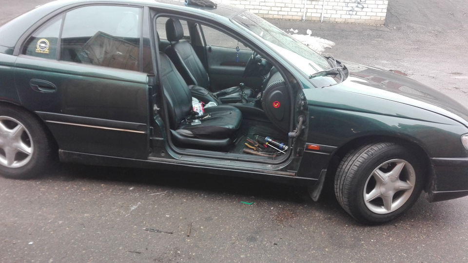 Фото в бортжурнале Opel Omega B
