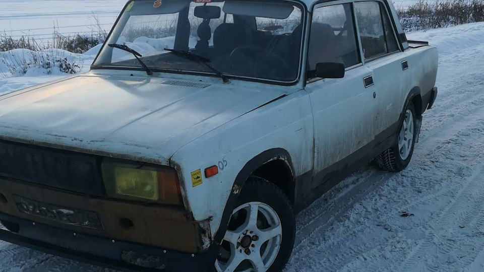 Lada 2105 Мраз🖤