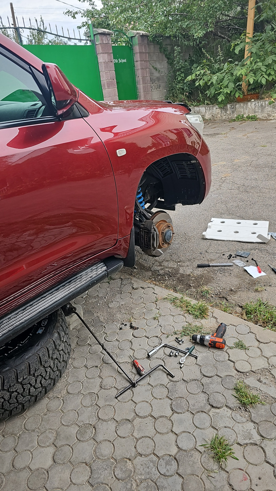Фото в бортжурнале Toyota Land Cruiser 200