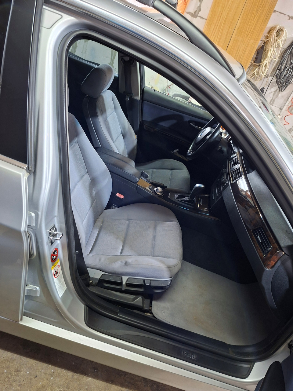 А оттуда сидения ставлю в е91 — BMW 3 series Touring (E91)