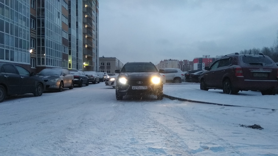 Фото в бортжурнале Lada Vesta SW (1G)