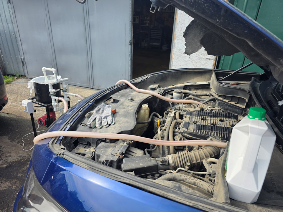Фото в бортжурнале Infiniti QX70