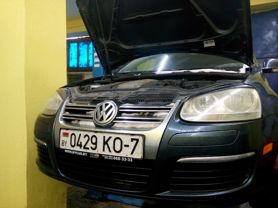Фото в бортжурнале Volkswagen Jetta V