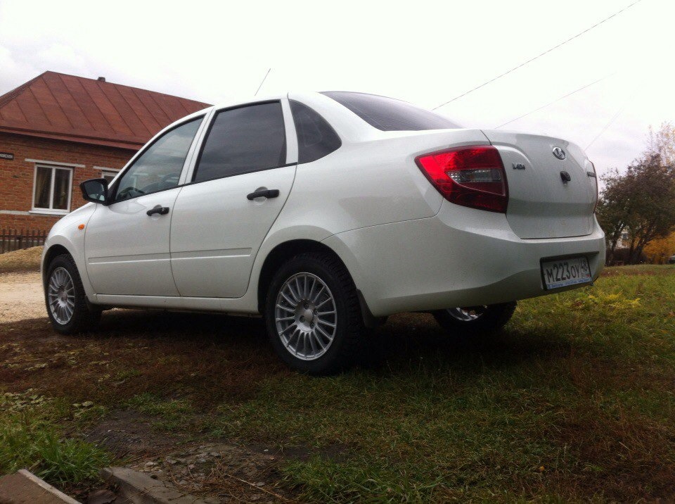Фото в бортжурнале Lada Granta