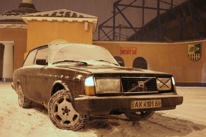Фото в бортжурнале Volvo 242