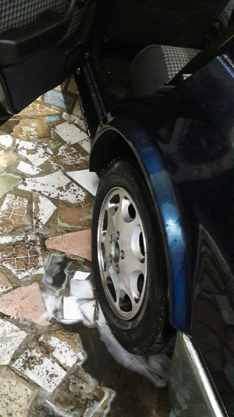 Фото в бортжурнале Mercedes-Benz E-Class (W124)