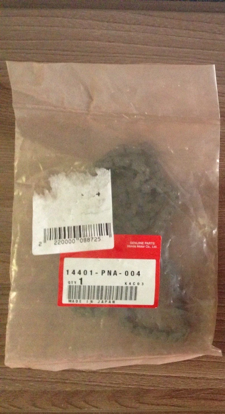 Фото в бортжурнале Honda Civic Type R (3G). Запчасти на фото: 14401PNA004