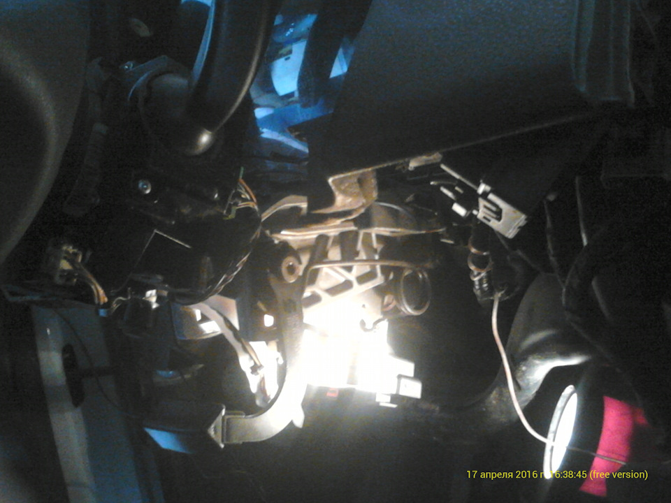 Фото в бортжурнале Volvo S40 (2G)