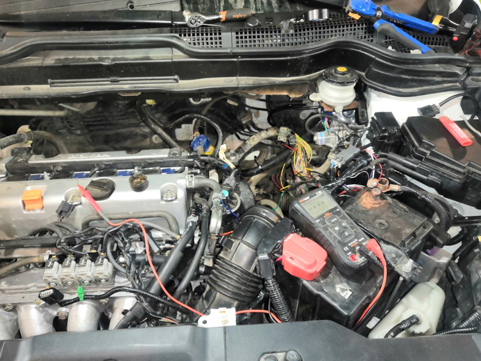 Продолжаем все подключать. — Honda CR-V (RE)