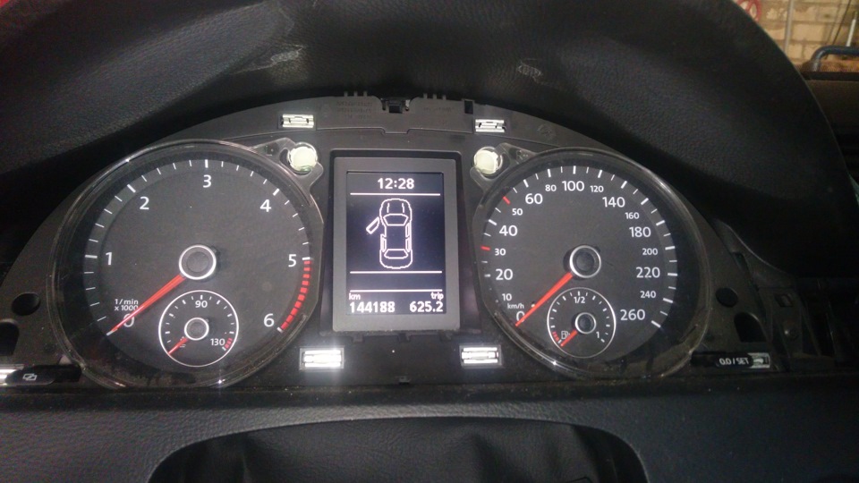Фото в бортжурнале Volkswagen Passat Variant (B6)