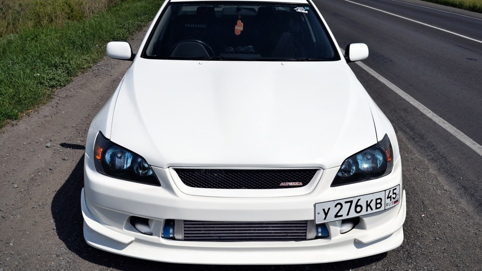 Toyota Altezza GOSU garage
