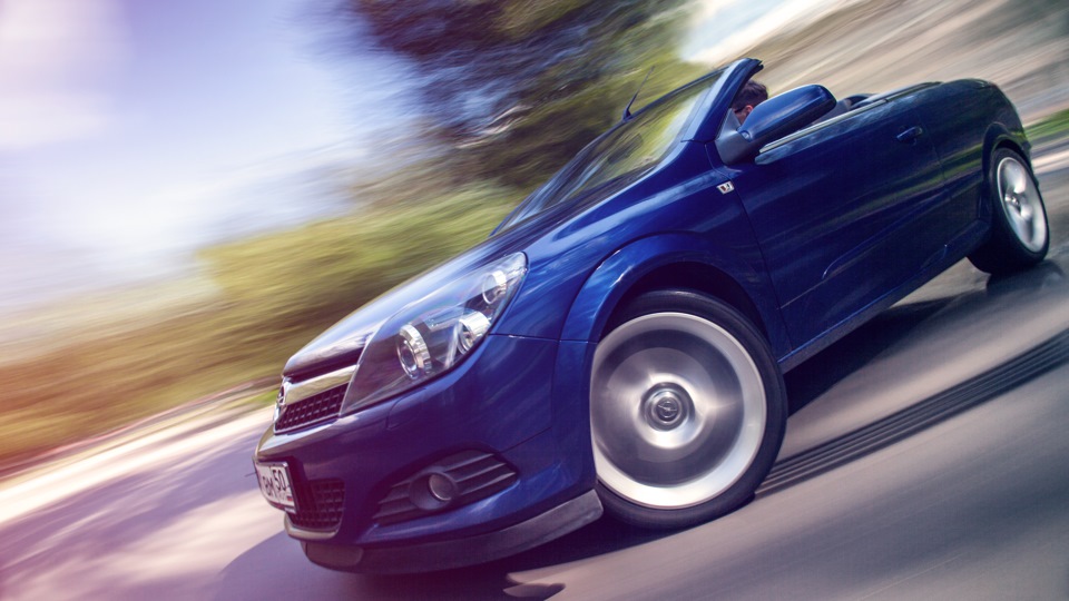 Opel Astra TwinTop 2.0 Turbo MT