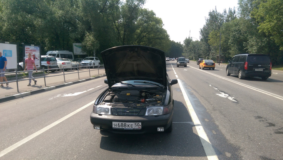 заглохла — Saab 900 (2G)